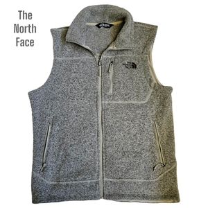 The North Face Men's Gray Fleece Vest